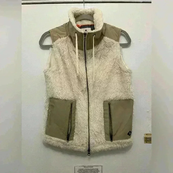 Sperry Sherpa Vest - Picture 2 of 7